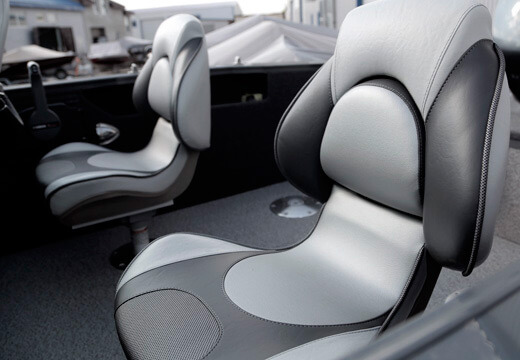 Extra řada sedadel (2 základny křesla, 2 nohy pro křesla 8