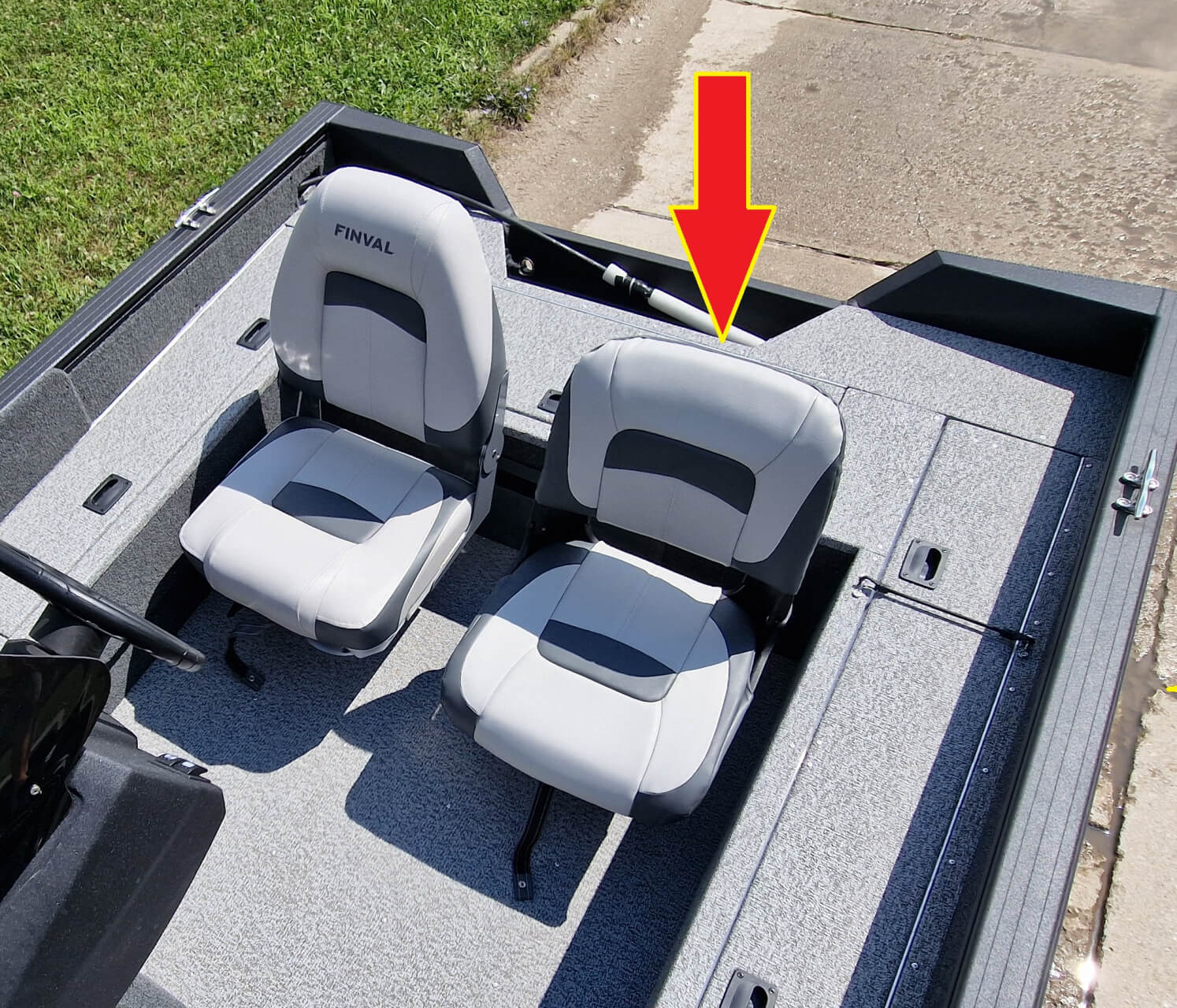 Sedadlo pasažiera štandard, noha, základňa