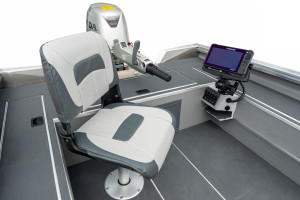 Fotogaléria Finval Rangy 420 Tiller