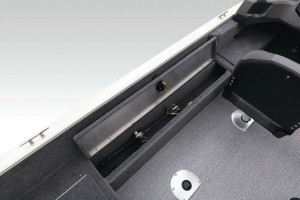 Fotogaléria TRACKER Pro Guide™ V-16 WT