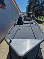 Fotogaléria Finval 510bsc + 60hp Honda + príves 1300kg - čierna perleť /C14set/