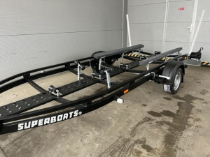 Fotogaléria Príves FB1 - 1500 kg Suski (pre 505, 515) lyžiny, tlmiče, LED