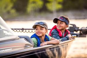 Fotogaléria TRACKER Pro Guide™ V-175 Combo