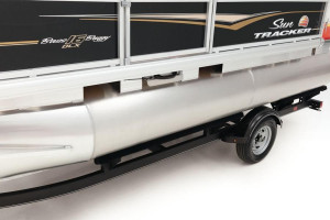 Fotogaléria BASS BUGGY 16 DLX