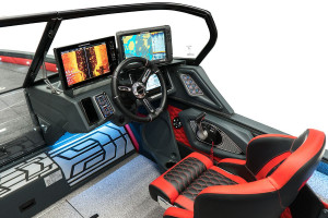 Fotogaléria Finval 685 FishPro DC