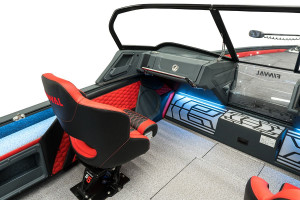 Fotogaléria Finval 685 FishPro DC