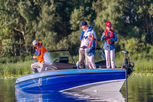 Fotogaléria Finval 685 FishPro DC