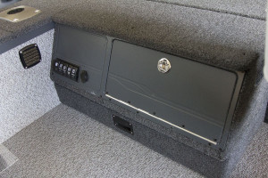 Fotogaléria Čln Finval 475 Evo Tiller + Honda BF60 Handle Kit + príves